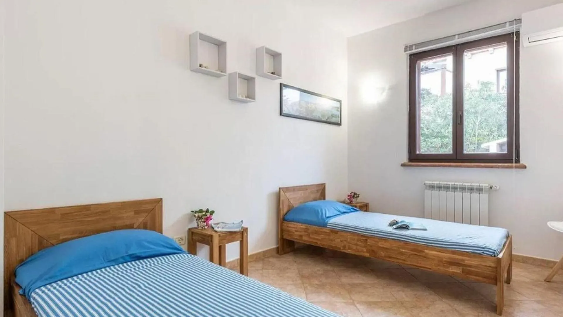 Detached Villa With Garden In Stintino Punta de su Torrione